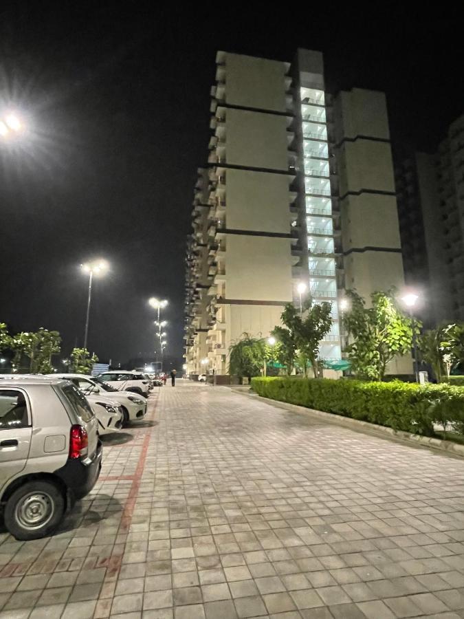 Alankrita Homes Lucknow Eksteriør bilde